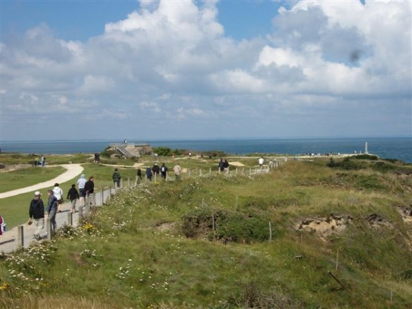 Arrivée pointe du Hoc.JPG