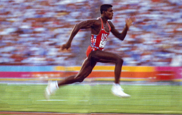 Carl Lewis, 9 médailles d'or olympiques, 8 fois champion du monde, végétalien